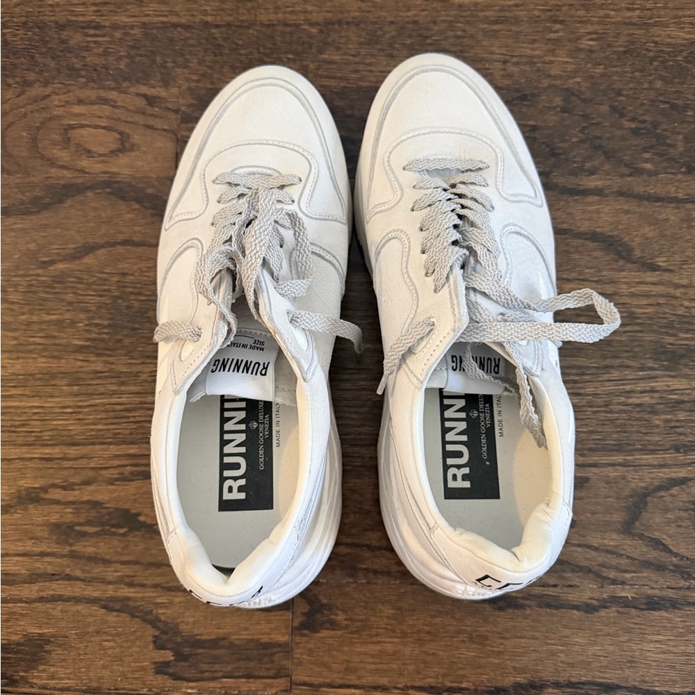 NWOB Golden Goose Light Gray Running Sole - 39